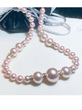 Vintage Madreperla Majorca Pink Graduated Pearl Crystal Station Necklace 20"